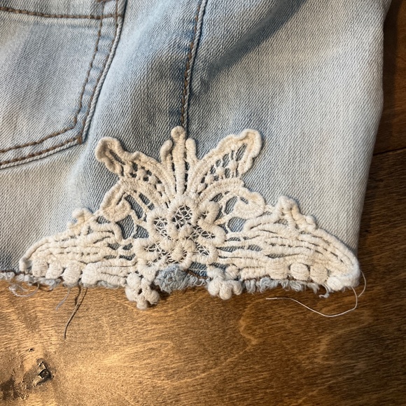 Girls 6/6X Denim Shorts - Set of 4 - Picture 10 of 10